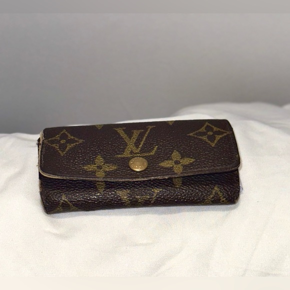 LOUIS VUITTON MONOGRAM KEY HOLDER / WALLET - Picture 10 of 16